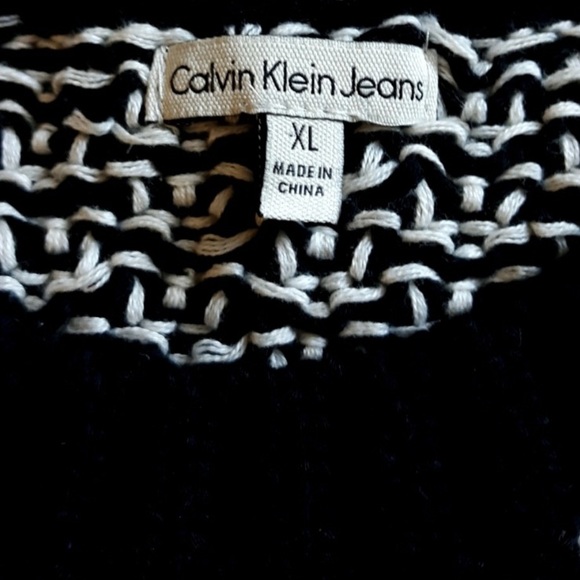 Black & White Knitted Sweater Dress by CK - Picture 7 of 7